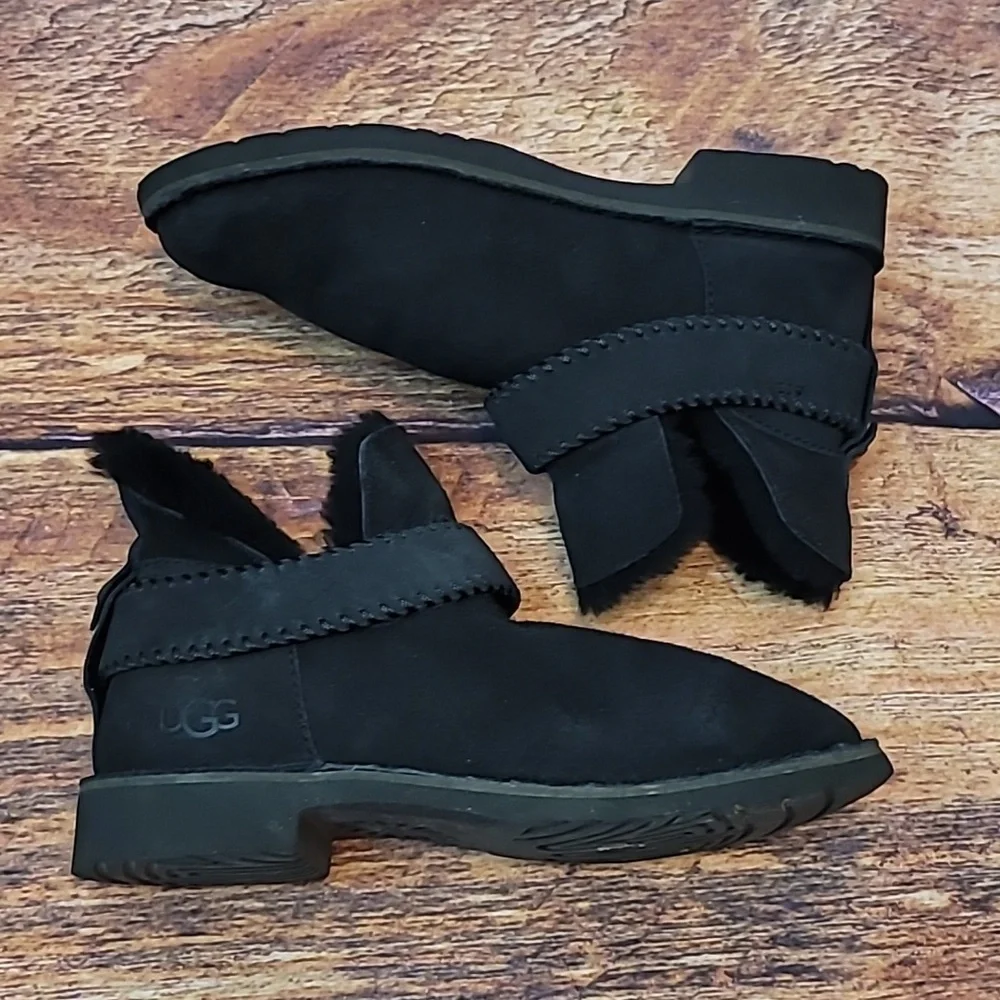 UGG McKay Boots - Picture 9 of 16